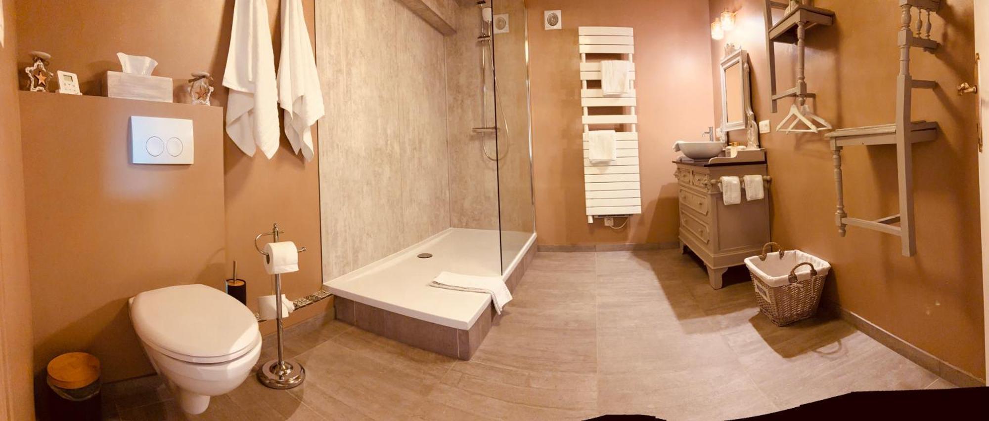 Au Refuge Du Speleo Bed & Breakfast Hotton Luaran gambar